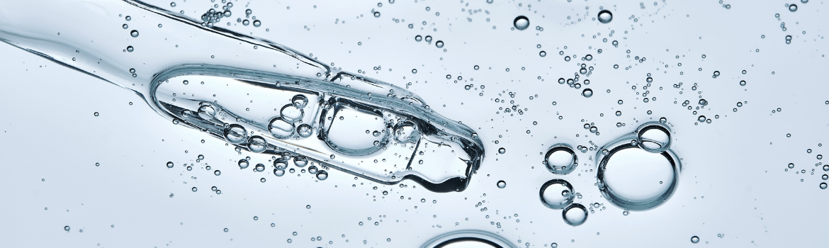 11 hialurono rūgšties privalumų jūsų veidui ir kūnui